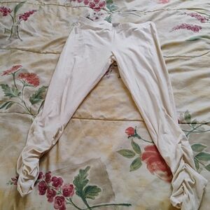 Piper & Blue Cream Leggings